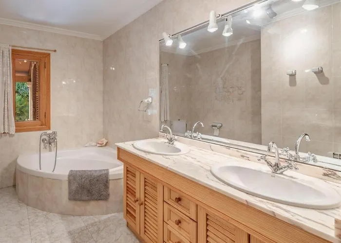 Ginebro Puerto Pollenca Villa